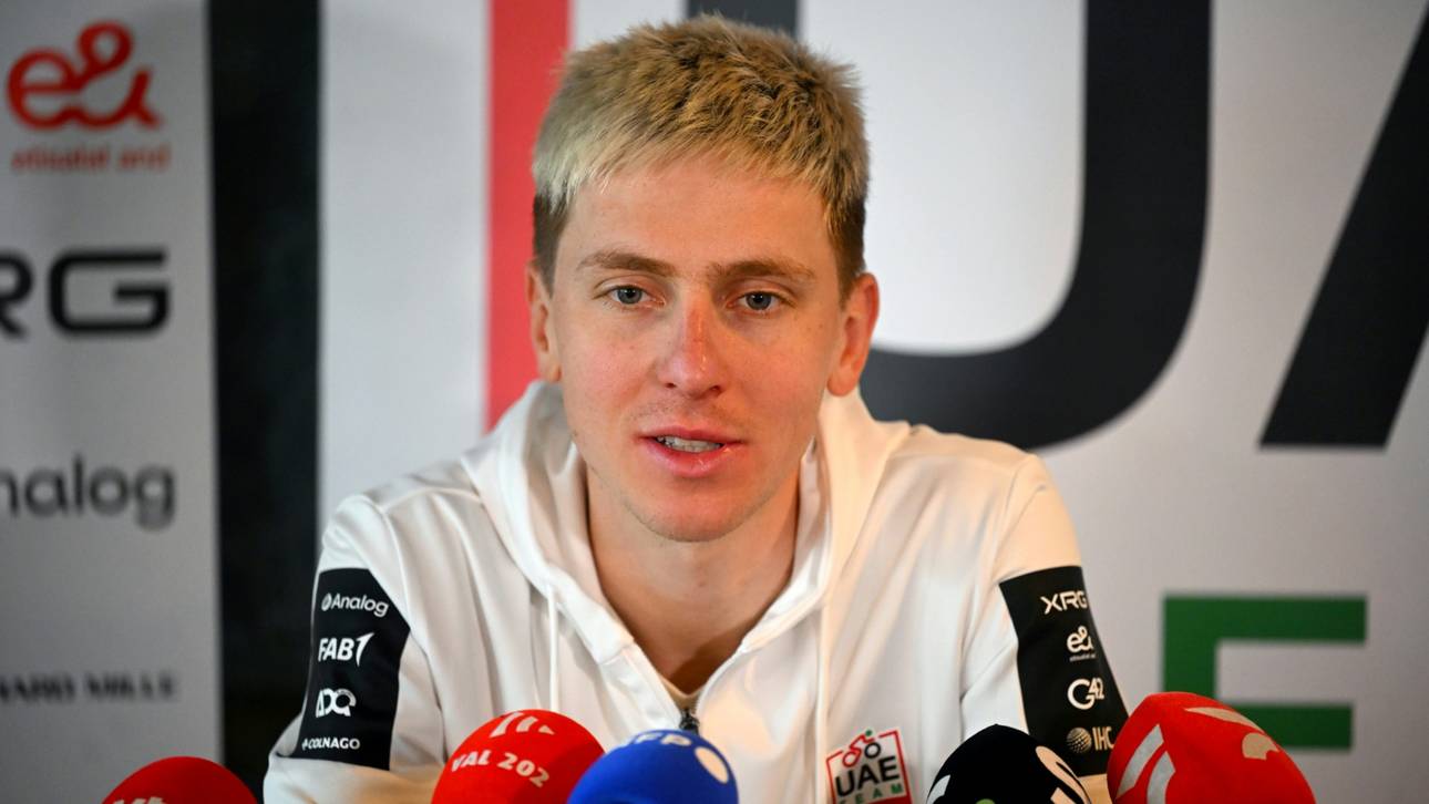 Ärger mit der Bahn: Pogacar brettert bei Rot übers Gleis