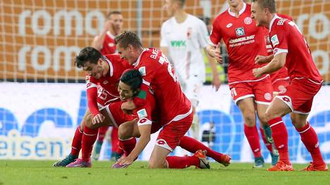 FC Augsburg v 1. FSV Mainz 05 - Bundesliga