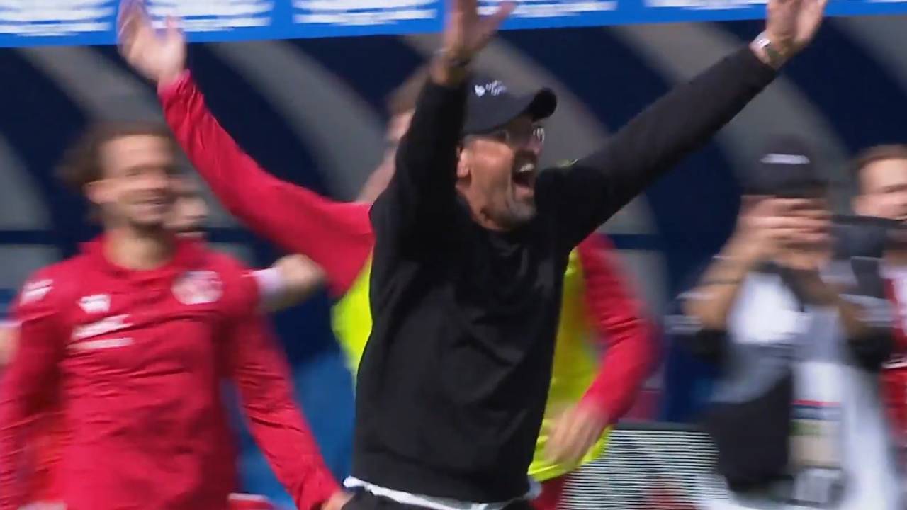 Jubel-Explosion bei Kult-Trainer nach Abpfiff