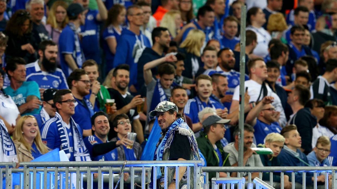 Freibier für Schalke-Fans gegen RB