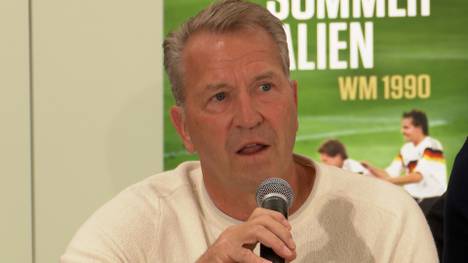 Im Rahmen der Kinopremiere "Ein Sommer in Italien" spricht Ex-DFB-Torwarttrainer Andreas Köper über die Torhütersituation der deutschen Fußballnationalmannschaft. 