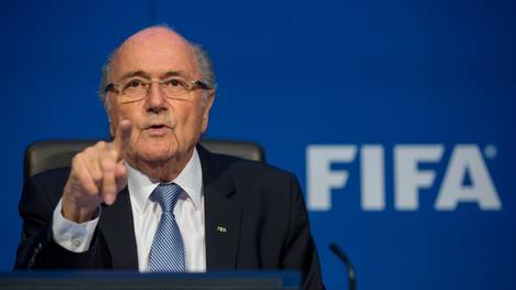 Joseph S. Blatter stellt sich am Donnerstag den Fragen der Ethikkommission