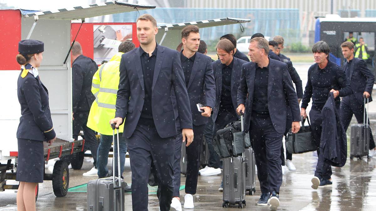 Derweil macht sich das DFB-Team auf den Weg nach Russland