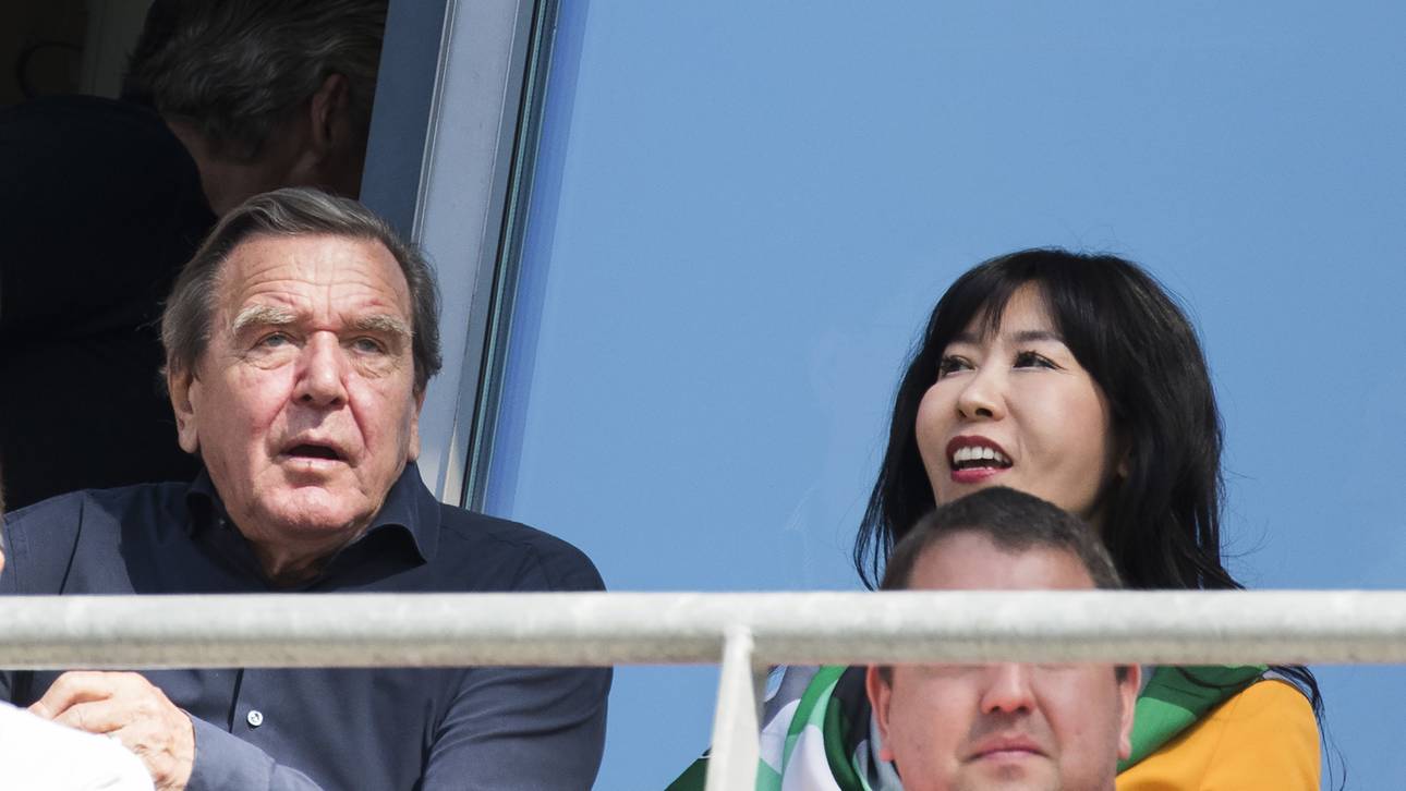 Schröder tritt bei Hannover zurück