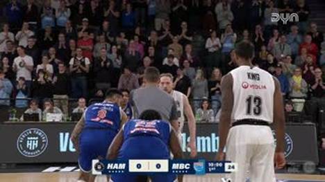 Spiel Highlights zu Veolia Towers Hamburg - SYNTAINICS MBC (2)