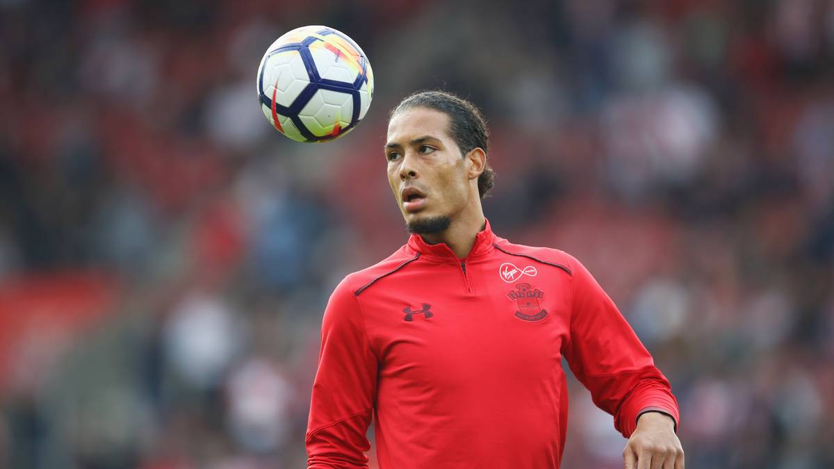 PLATZ 11: VIRGIL VAN DIJK (FC Liverpool) - 10,5 Millionen Euro