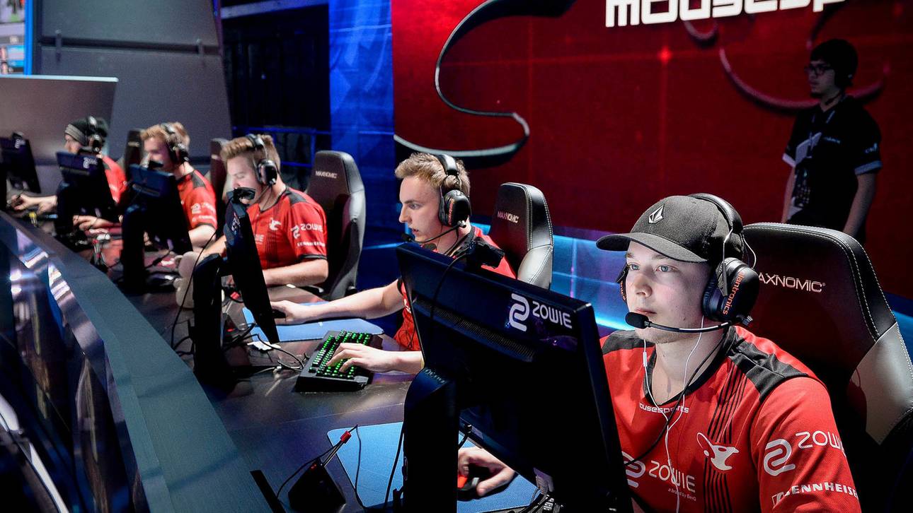 mouz muss in der ELEAGUE ran