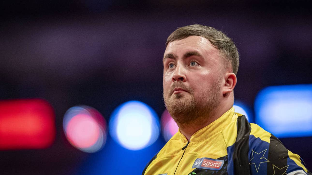 Luke Littler duelliert sich mit Nathan Aspinall