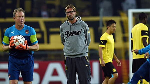Borussia Dortmunds Trainer Jürgen Klopp pfeift auf die Champions-League-Etikette und trägt Schlabberlook