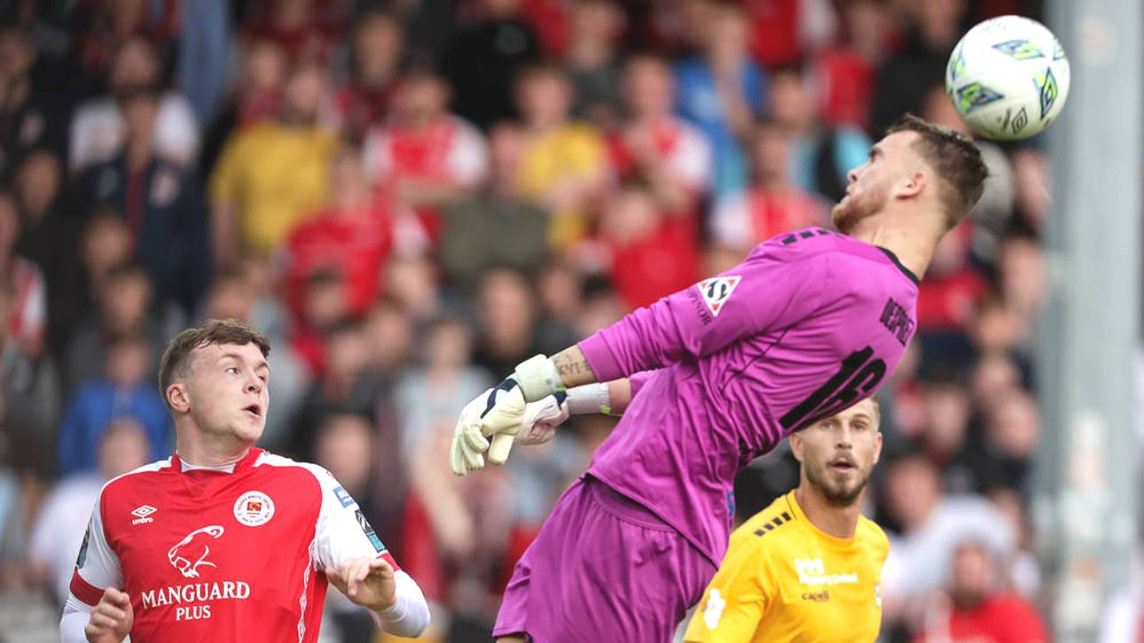 Kurios! Eigentor in Piplica-Manier