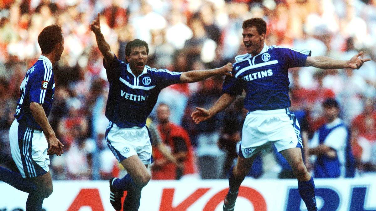 FC SCHALKE 04 (hier Andreas Möller, M.): 52 Jahre - seit 1991/92