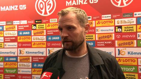 Mainz 05 verliert auch gegen den FC Bayern München. Nach dem Spiel zeigt sich Trainer Bo Svensson geknickt über die vergebenen Chancen. 