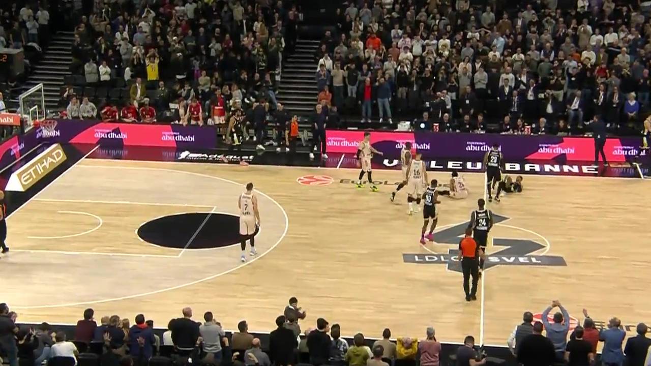 Kollaps beim Letzten! Bayern-Krise immer verheerender
