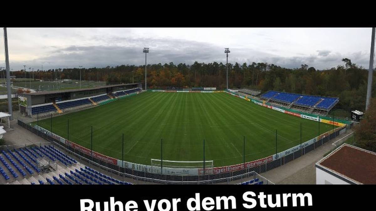 Und was am Nachmittag noch beschaulich aussieht, wird am Abend für Darmstadt zum Ort des Schreckens. 1:0 heißt es am Ende für den Underdog