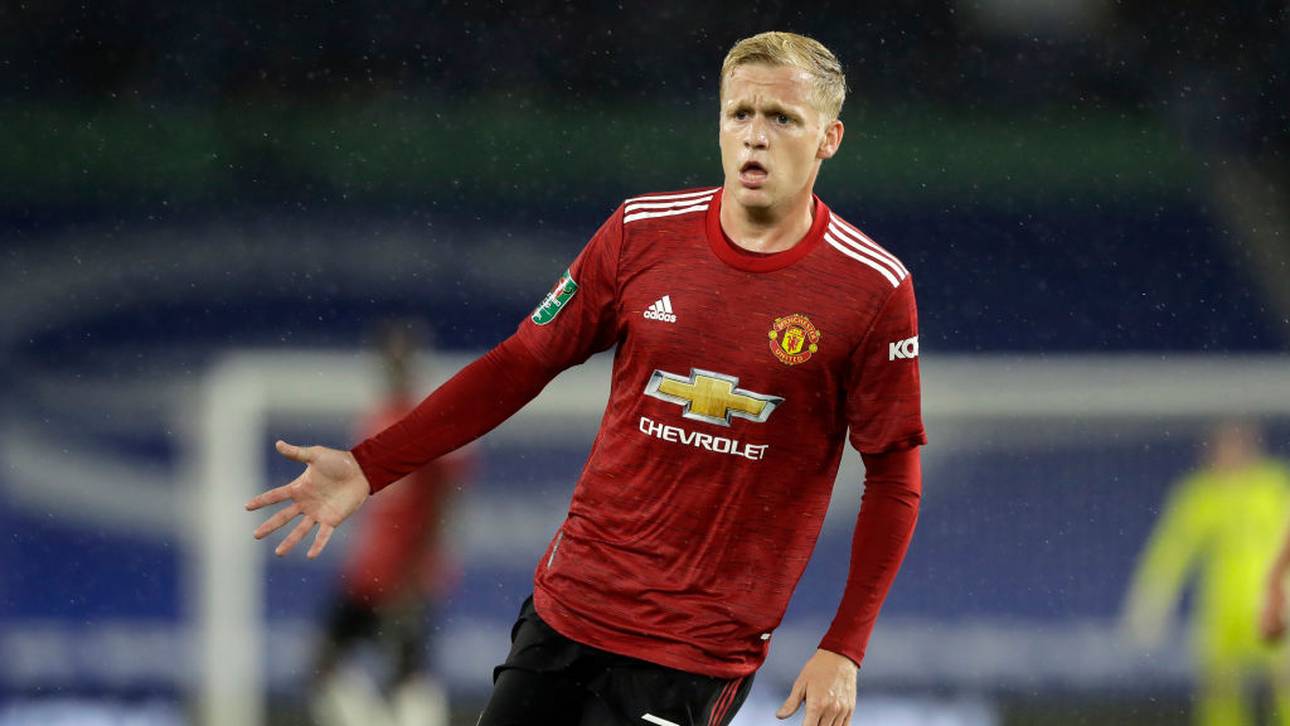 Van Basten kritisiert van de Beek