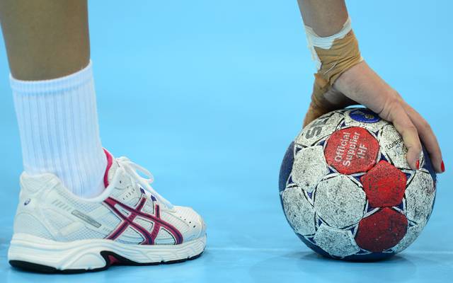 Handballregeln Freiwurf Siebenmeter Zeitstrafe Sport1 Klart Auf