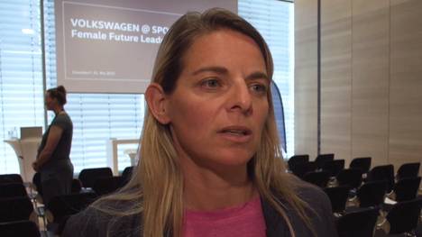 Noch haben sich die deutschen öffentlich-rechtlichen Sender und die FIFA nicht über die Ausstrahlung der Frauen-WM 2023 geeinigt. Für Almuth Schult und Nia Künzer wäre ein TV-Blackout undenkbar.