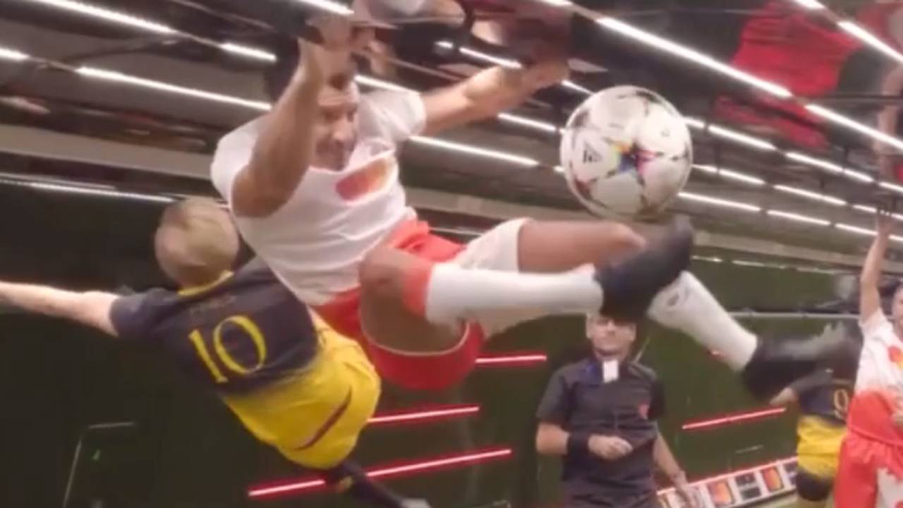 Luís Figo stellt kuriosen Rekord auf