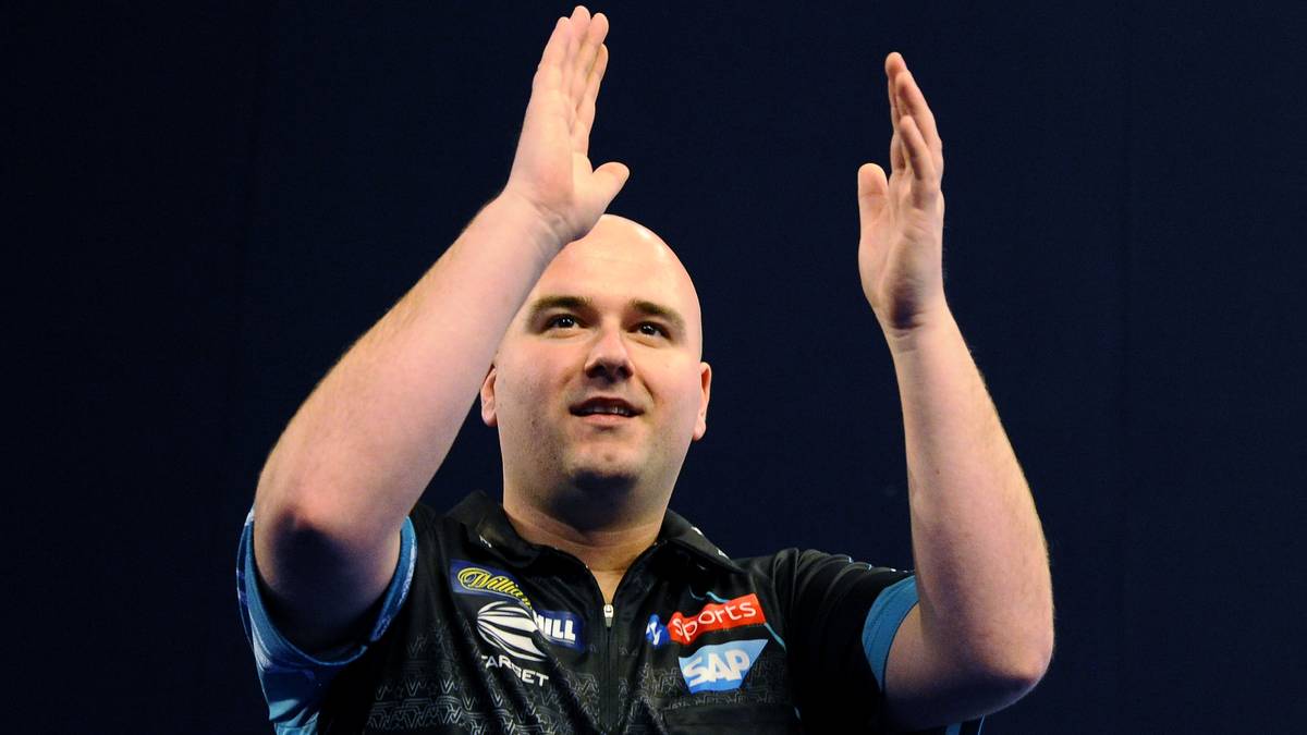 Mit einer guten WM kann sich "The Voltage" aber wieder auf die große Darts-Bühne katapultieren und zu einer prägenden Figur im Darts der Zukunft werden. Er ist sogar noch ein Jahr jünger als MvG