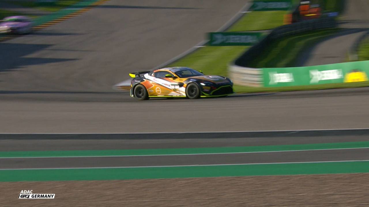 ADAC GT4: Mike-David Ortmann und Hugo Sasse gewinnen am Sachsenring