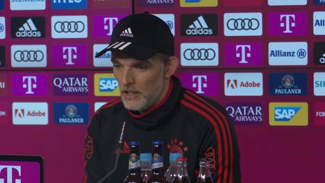 Bayern-Trainer Thomas Tuchel spricht auf der Pressekonferenz über die schwache Form von manchen Bayern-Spielern.
