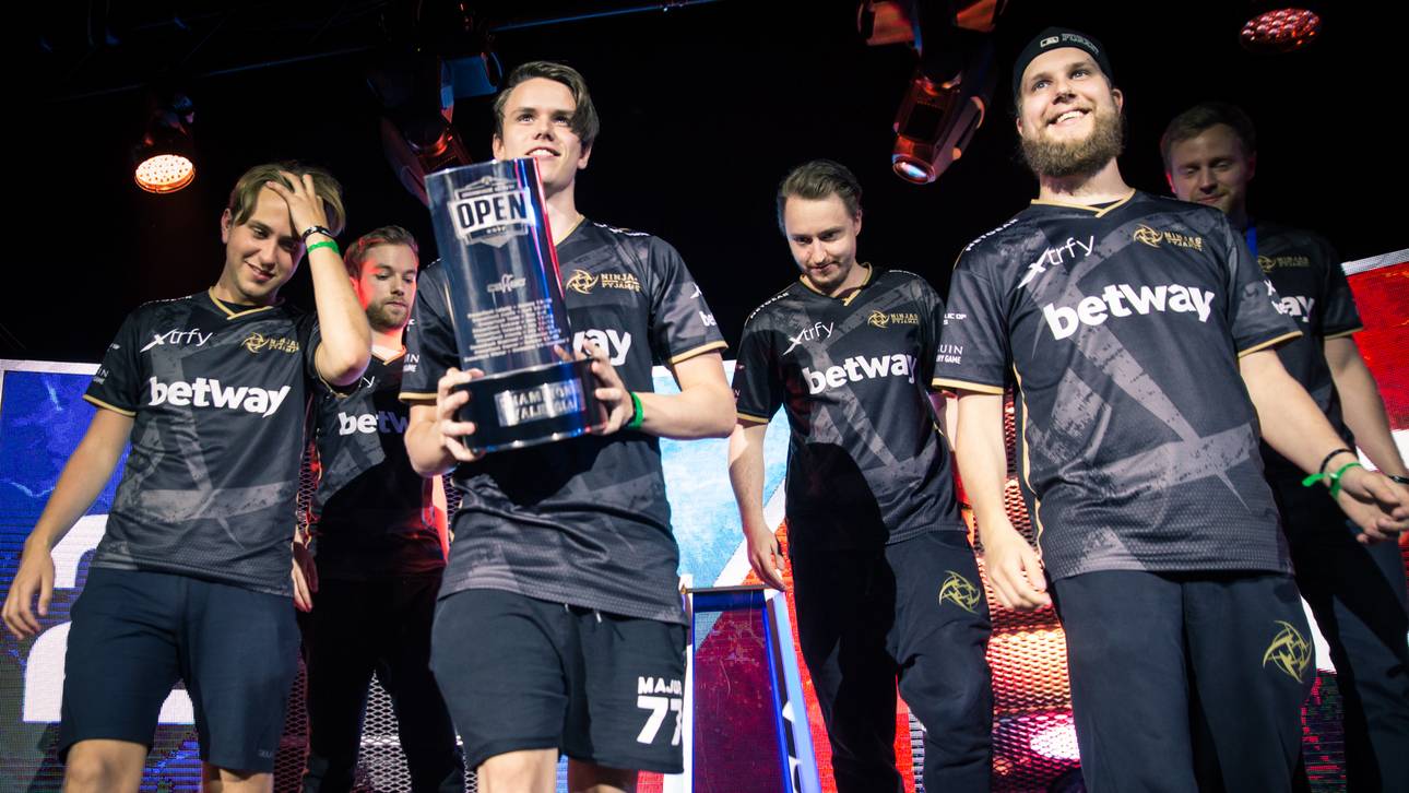 Auferstehung der Ninjas in Pyjamas