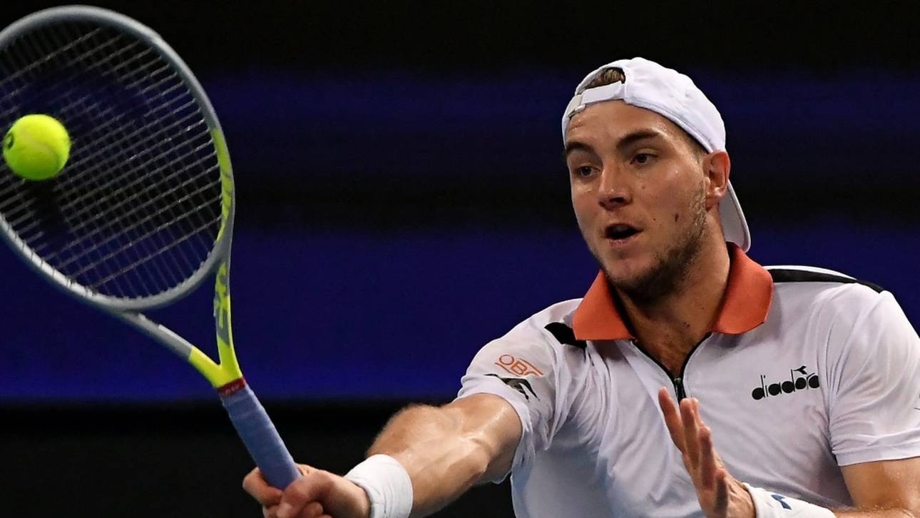 Struff unterliegt Shapovalov knapp