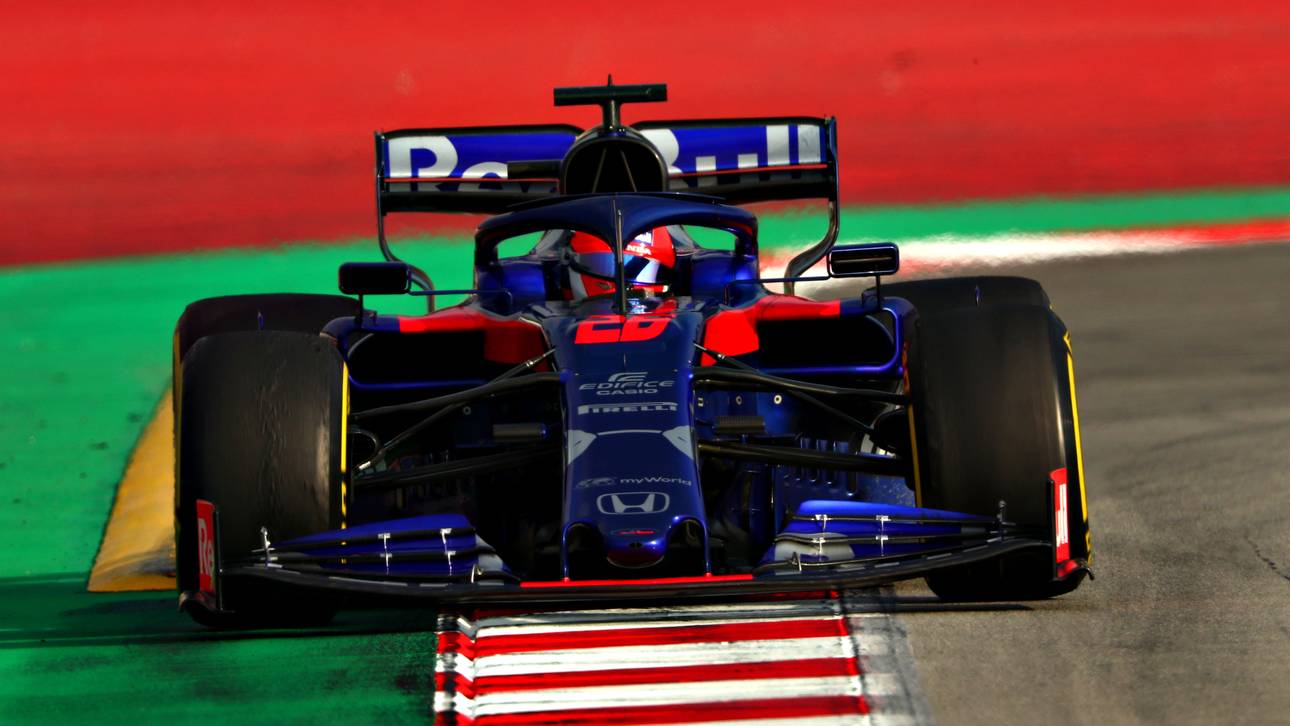 Kwjat knöpft Vettel Bestzeit ab