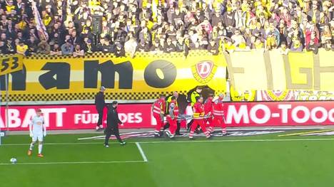 Rot-Weiss Essen erkämpft sich einen Punkt bei Dynamo Dresden. Allerdings verletzt sich kurz vor dem Spielende Felix Götze so schwer, dass er mit einer Trage abtransportiert werden muss.