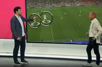 Das DFB-Team gewinnt im Achtelfinale der UEFA EURO 2024 mit 2:0 gegen Dänemark. Ex-DFB-Kapitän Michael Ballack analysiert eine Schwachstelle der deutschen Nationalmannschaft. 