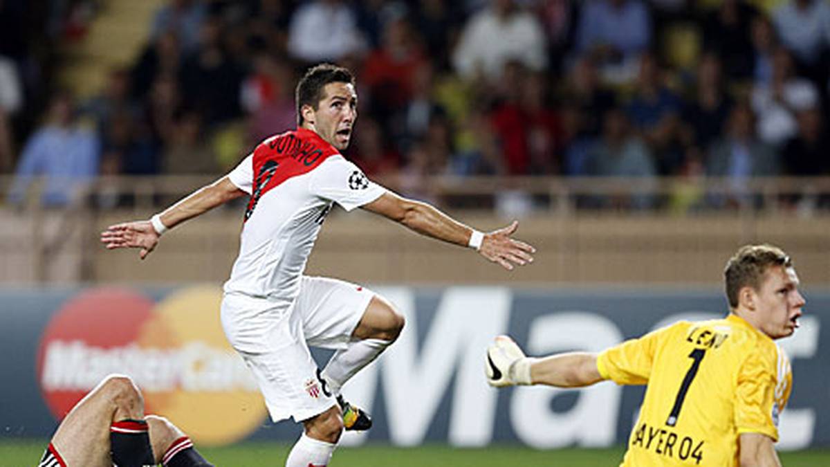 Dann der Schock: Joao Moutinho macht das unverdiente 1:0 für die Monegassen
                  
                  
                  