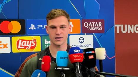 Joshua Kimmich wird auf die Kritik an der bevorstehenden WM in den USA angesprochen. Dabei macht der Bayern-Star deutlich, sich nicht mehr zu politischen Themen zu äußern.