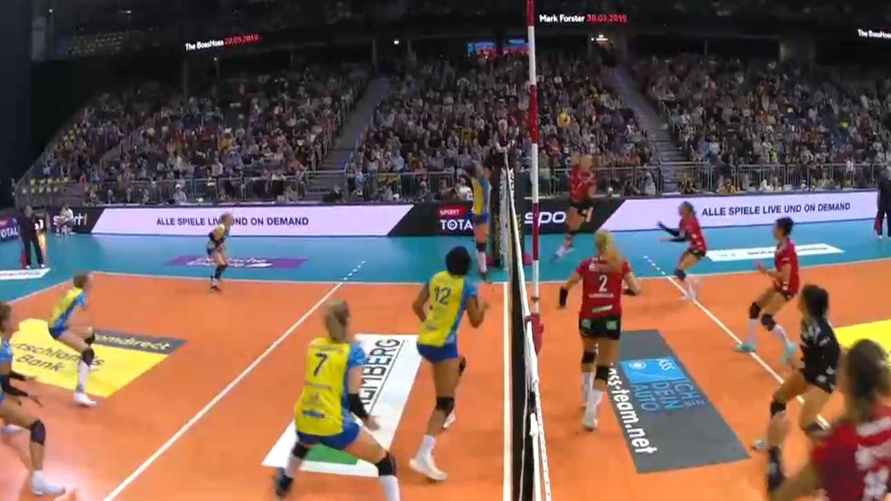 Schwerin verteidigt Supercup-Titel