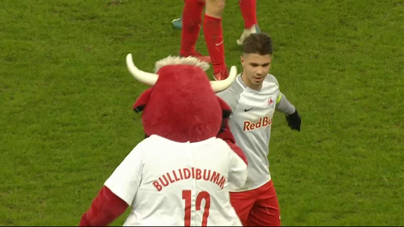 Salzburg fegt Sporting vom Platz