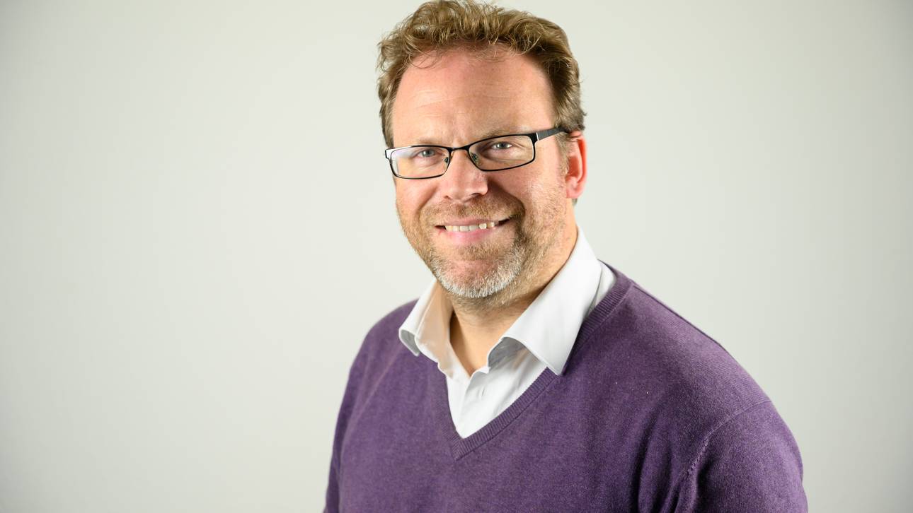 Konstantin Krüger ist Leiter Kommunikation der PENNY DEL