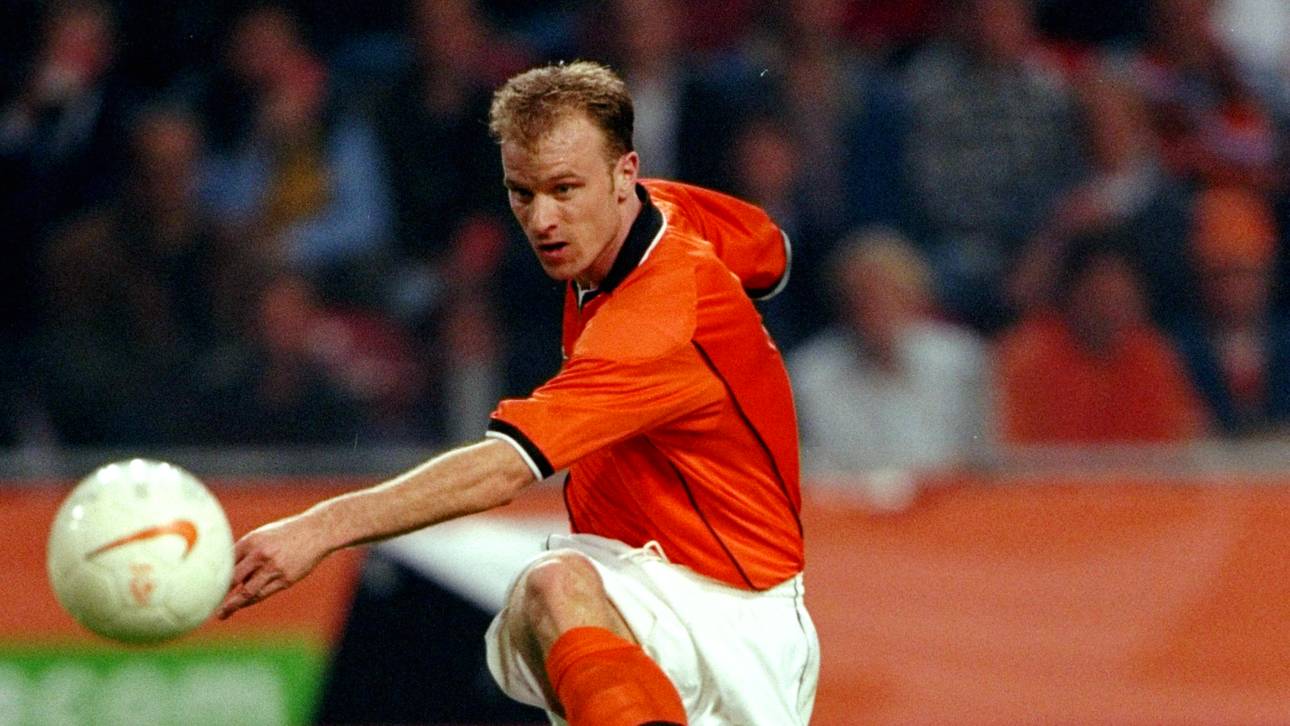 Wahl: Bergkamp bester Oranje-Kicker