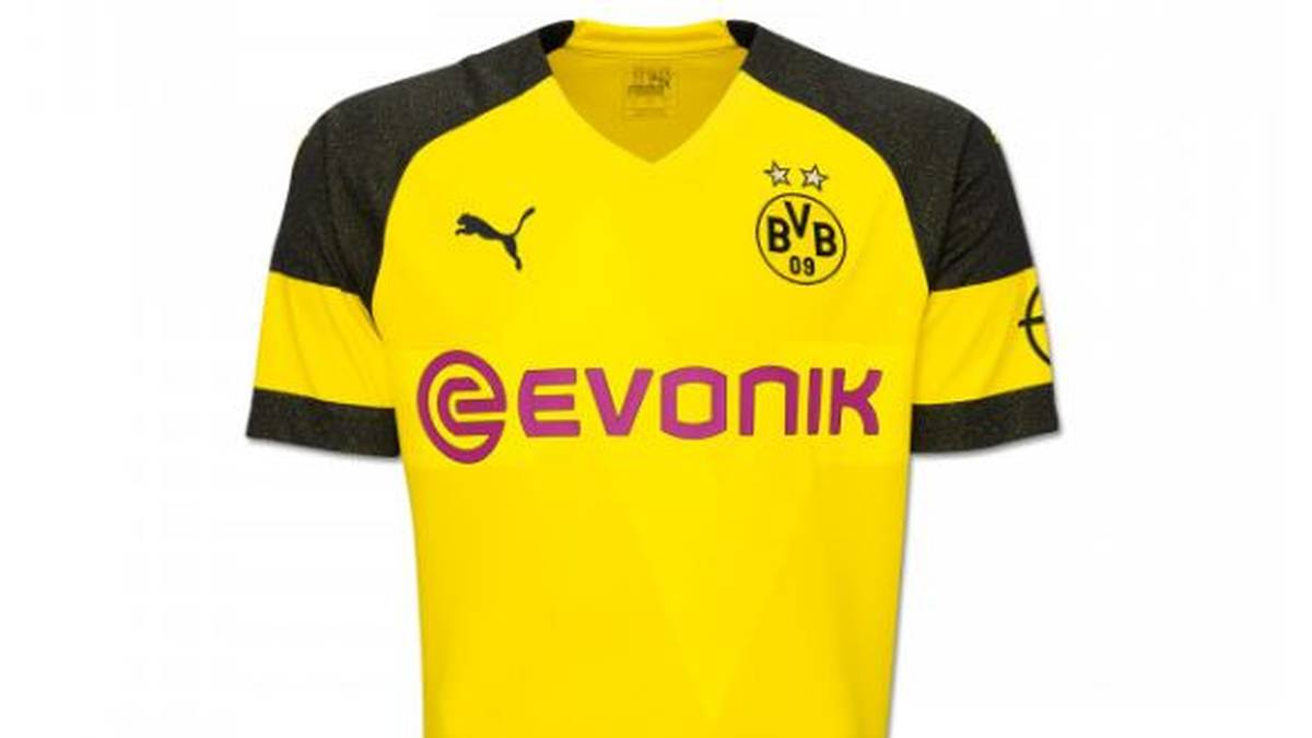 BORUSSIA DORTMUND: Beim neuen Heimtrikot des BVB ist vorne die schwarze Schulterpartie der besondere Hingucker. An den Oberarmen wird sie von einem gelben Streifen mit Platz für den Ärmelsponsor unterbrochen