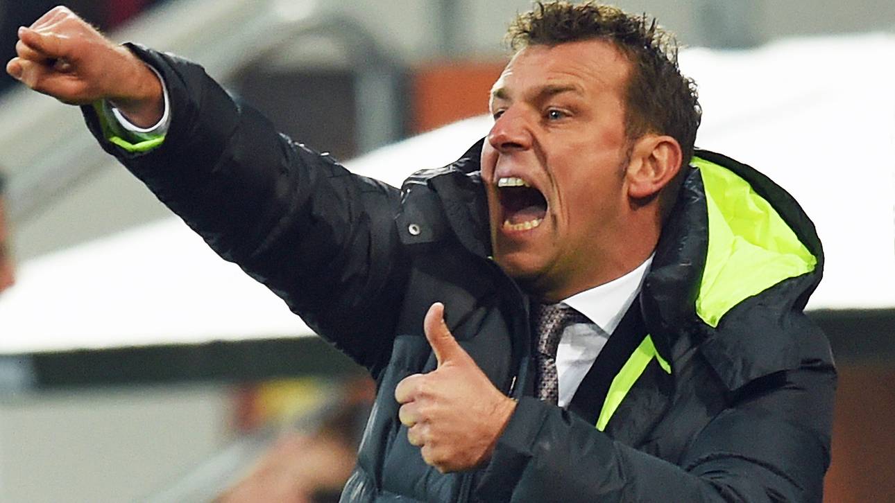 S04 bestätigt: Weinzierl Trainer