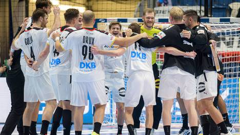 Mit dem Vorrundensieg auch gegen Polen ziehen Deutschlands Handballer als Gruppenerster in die EM-Hauptrunde ein