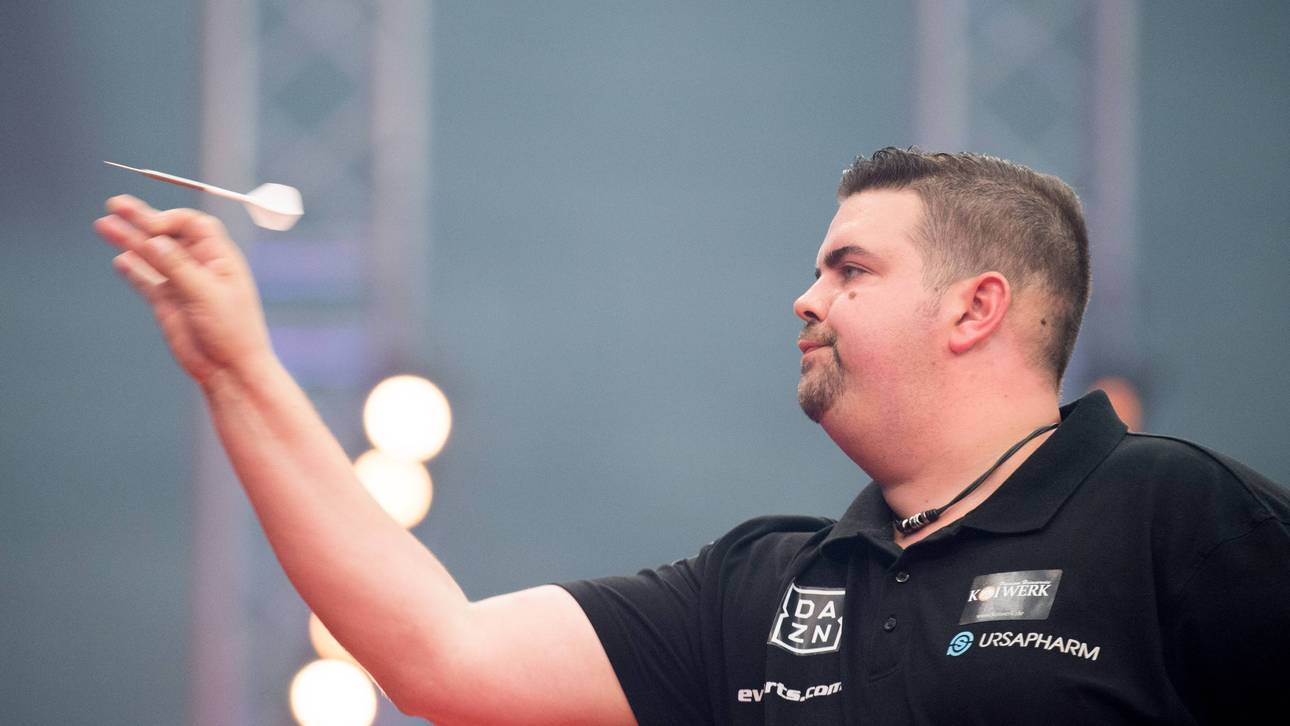 Clemens brilliert mit 9-Darter