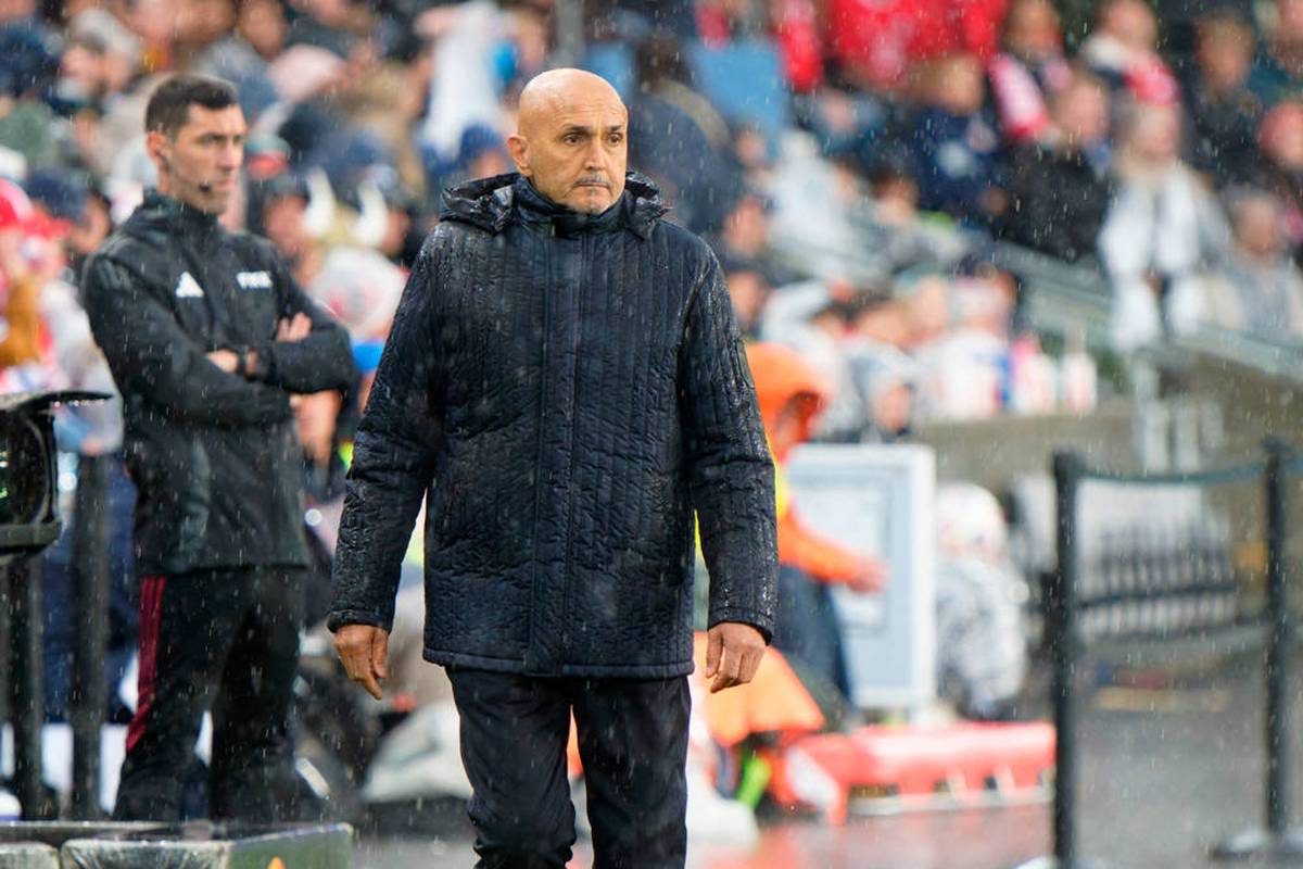 Skurriles Trainerbeben in Italien!