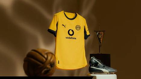 Der BVB hat sein neues "Cup"-Trikot vorgestellt. Das Shirt entwickelt sich jetzt schon zum Kassenschlager. 