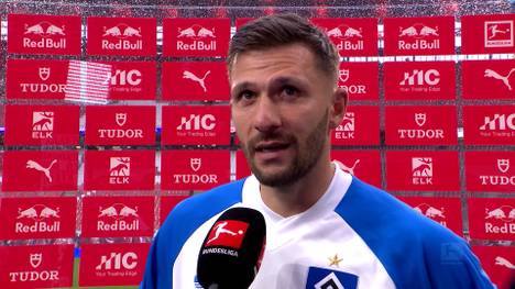 HSV-Torwart Daniel Heuer Fernandes zeigt sich nach der zweiten 0:5-Niederlage in Folge kämpferisch und findet trotzdem positive Worte.