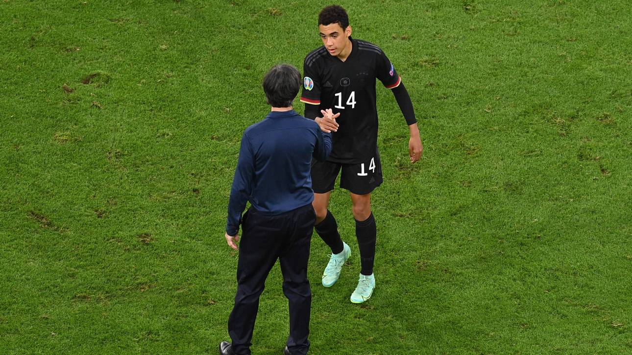 Löw lockte Musiala mit Özil-Vergleich