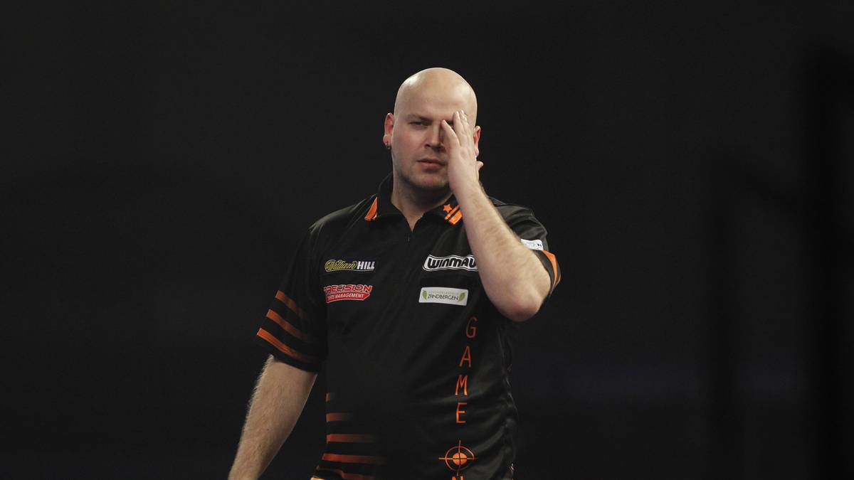 Kist, der Justin Pipe zum Auftakt mit 3:0 ausgeschaltet hatte, lässt sich aber nie wirklich abschütteln und wirft  vier 180er im gesamten Spiel