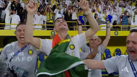Mit einem deutlichen Sieg zementierte Al Nassr die Meisterschaft in der Saudi Pro League. Unter den Torschützen waren mit Kingsley Coman und Sadio Mane zwei frühere Bayern-Stars dabei.