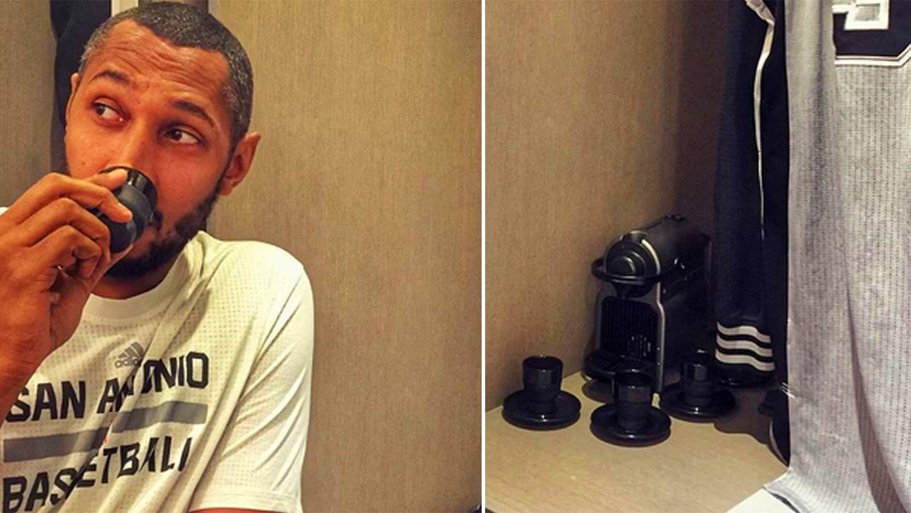 Diaw zeigt seine Espresso-Maschine