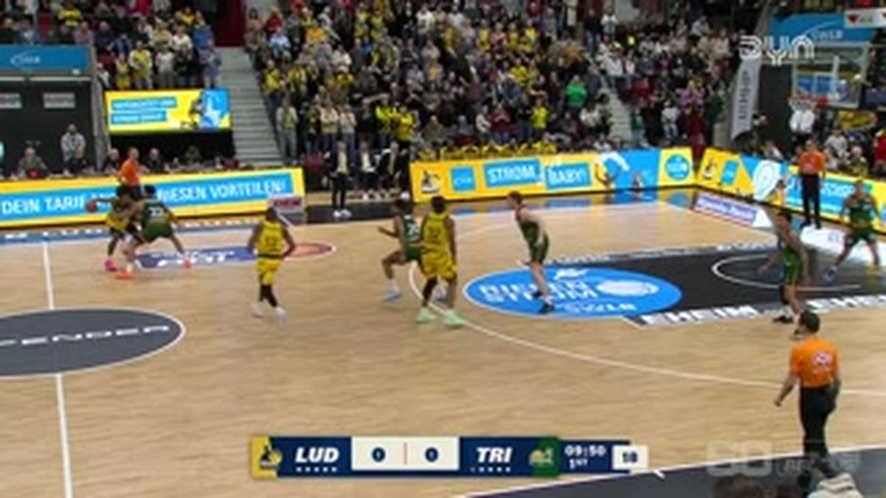 MHP RIESEN Ludwigsburg - VET-CONCEPT Gladiators Trier | BBL-Highlights im Video