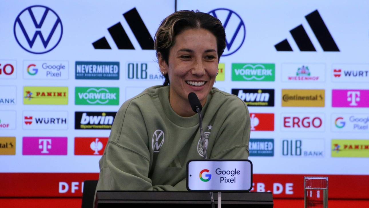 DFB-Frauen: Doorsoun mahnt zu Geduld