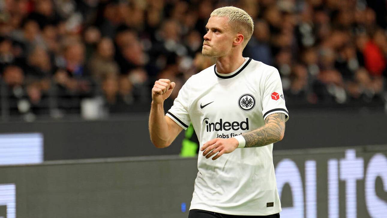 Max schlägt voll ein